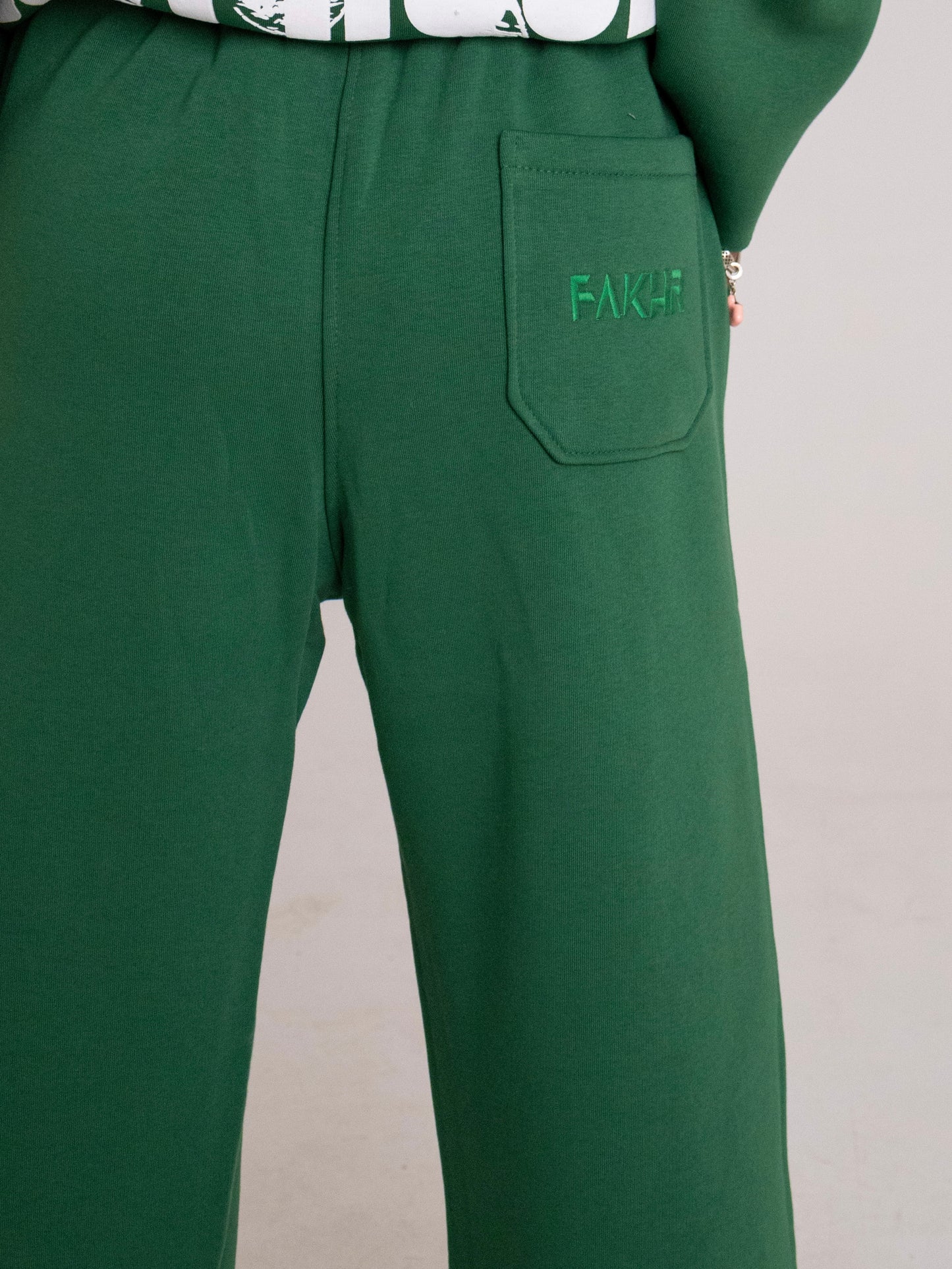FEEL FREE pants
